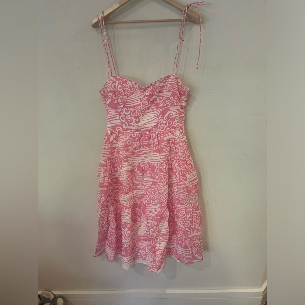 Super flattering Pink Dress
